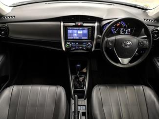 2018 Toyota Corolla - Thumbnail