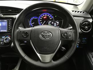 2018 Toyota Corolla - Thumbnail