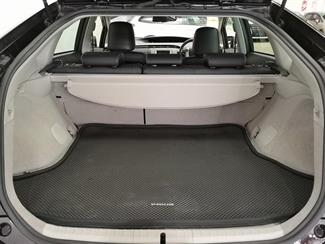 2014 Toyota Prius - Thumbnail