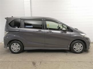 2013 Honda Freed - Thumbnail