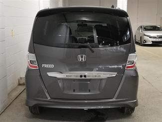 2013 Honda Freed - Thumbnail