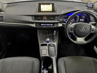 2012 Lexus CT 200H - Thumbnail