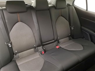 2018 Toyota Camry - Thumbnail