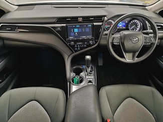 2018 Toyota Camry - Thumbnail