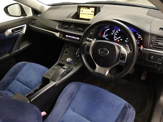 2012 Lexus CT 200H - Thumbnail