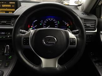 2012 Lexus CT 200H - Thumbnail