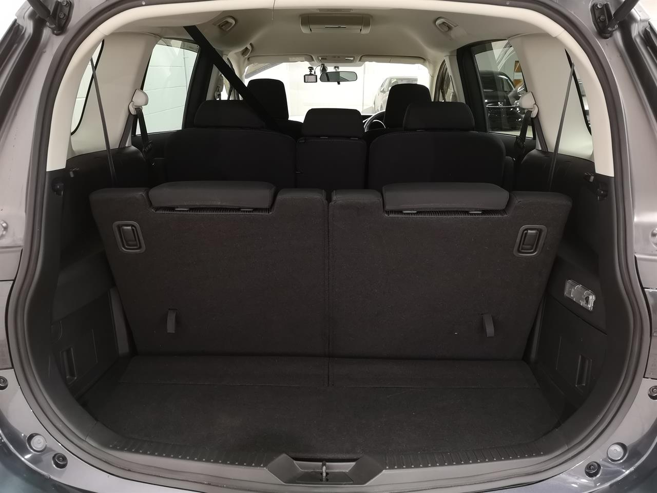 2012 Mazda Premacy