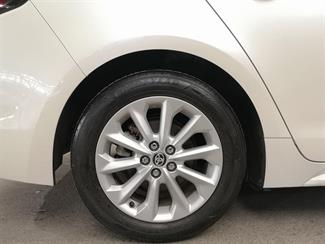 2021 Toyota Corolla - Thumbnail