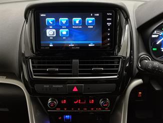 2021 Mitsubishi Eclipse Cross - Thumbnail