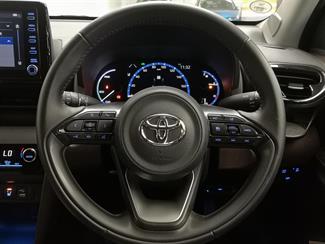 2022 Toyota Yaris Cross - Thumbnail