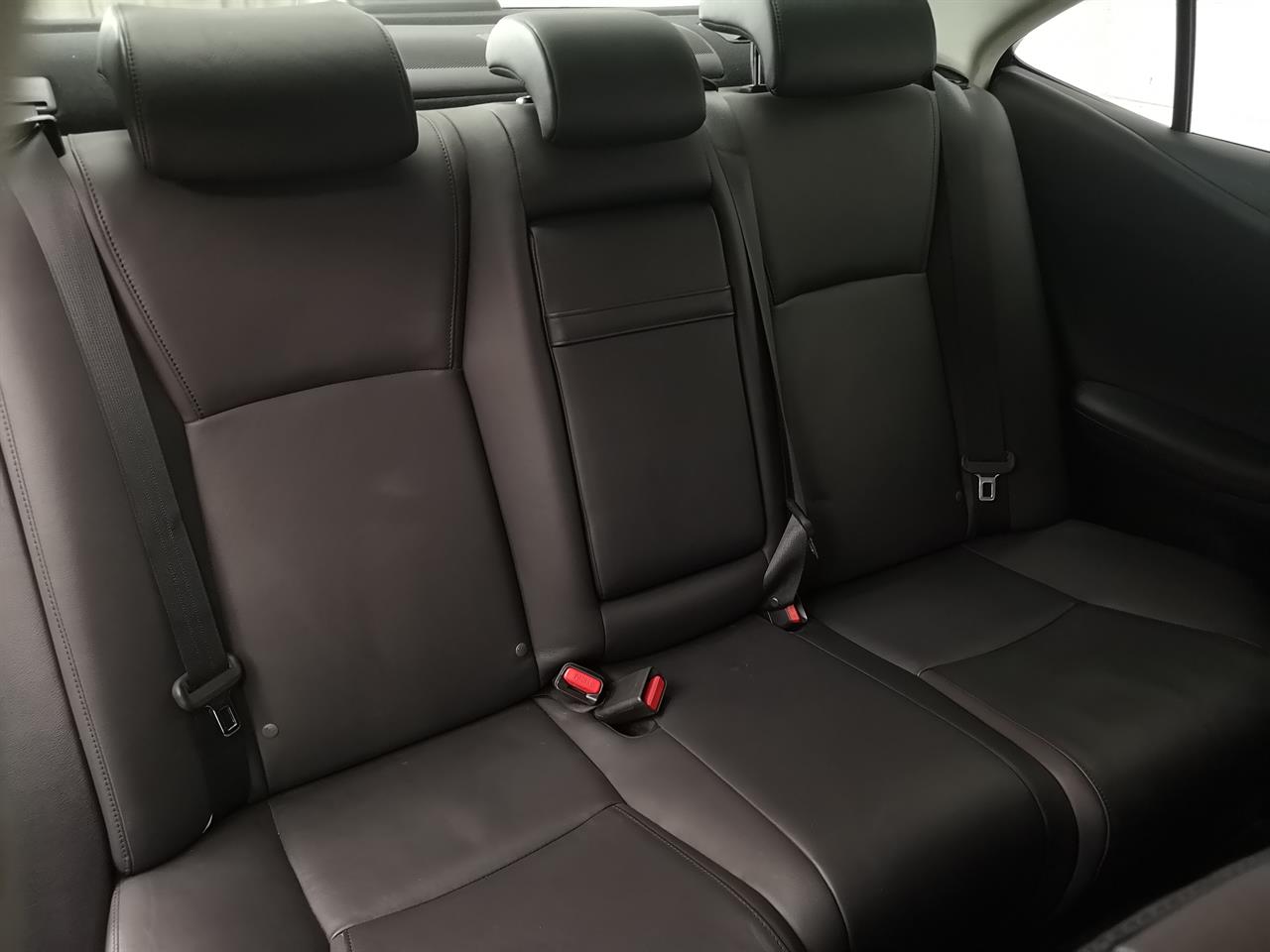 2015 Lexus HS250h