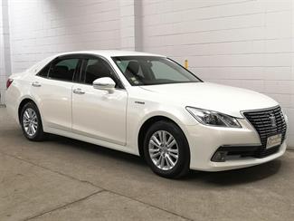 2014 Toyota Crown - Thumbnail
