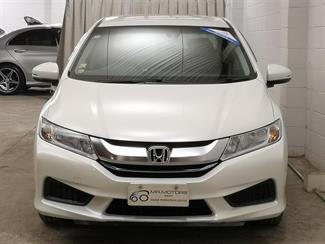 2015 Honda Grace - Thumbnail
