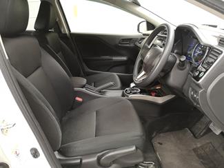 2015 Honda Grace - Thumbnail