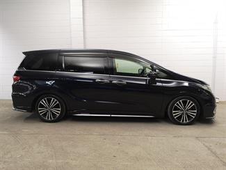 2013 Honda Odyssey - Thumbnail