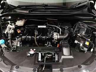 2016 Honda Vezel - Thumbnail