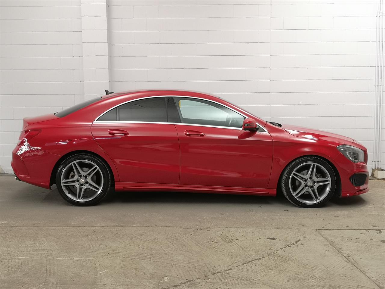 2014 Mercedes-Benz CLA 180
