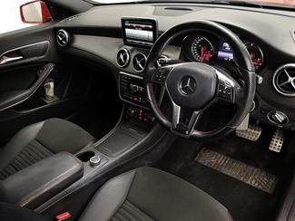 2014 Mercedes-Benz CLA 180 - Thumbnail