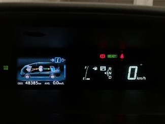 2015 Toyota Prius - Thumbnail