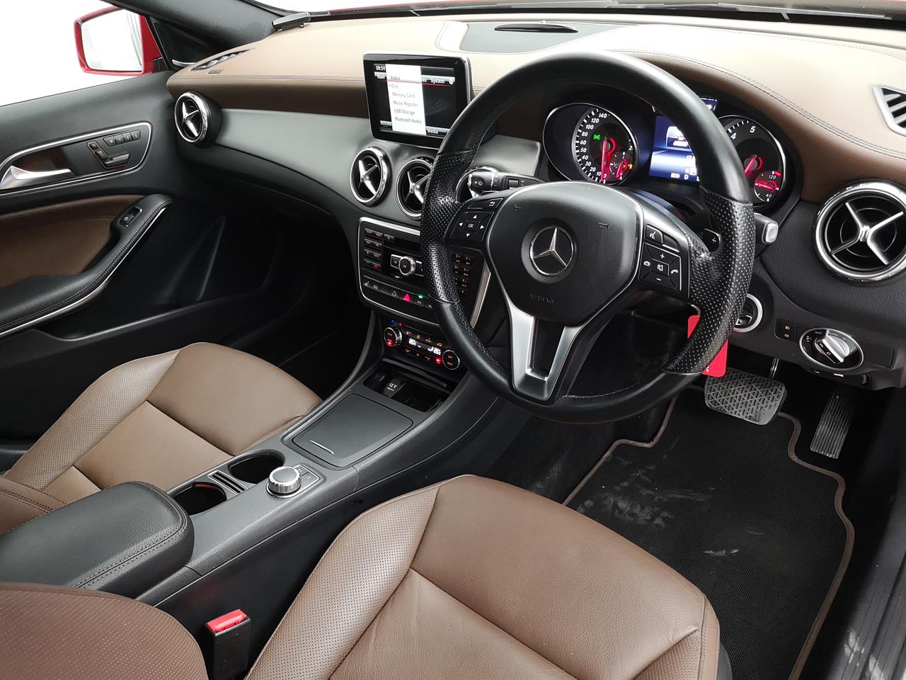 2014 Mercedes-Benz GLA 250