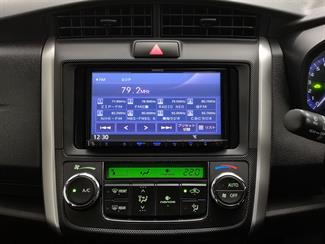 2017 Toyota Corolla - Thumbnail