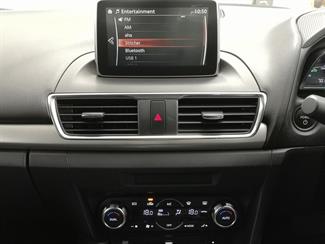 2015 Mazda Axela - Thumbnail