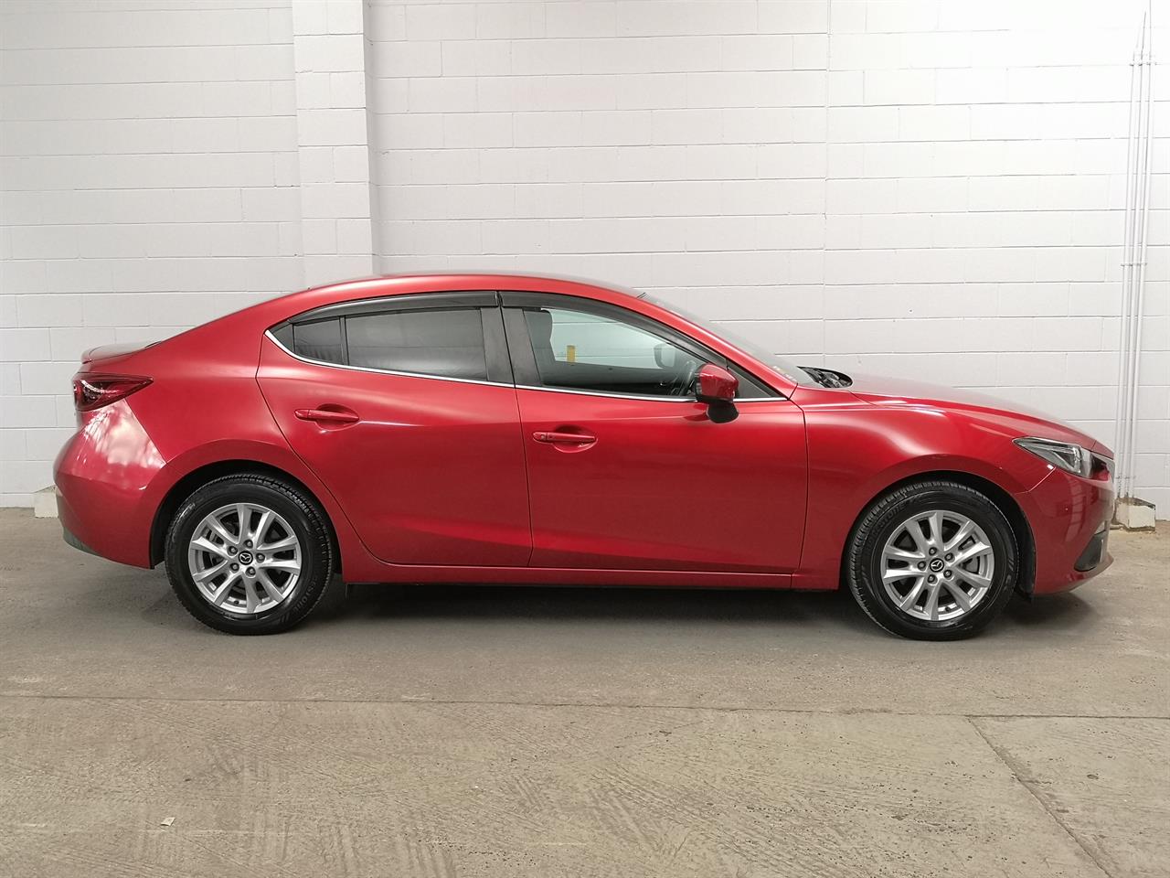 2015 Mazda Axela