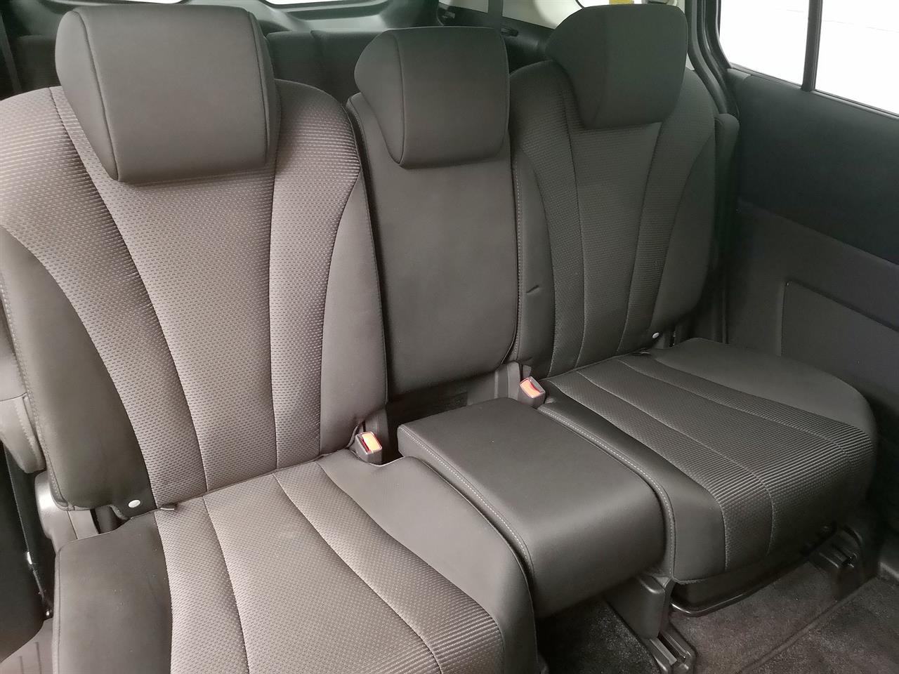 2013 Mazda Premacy