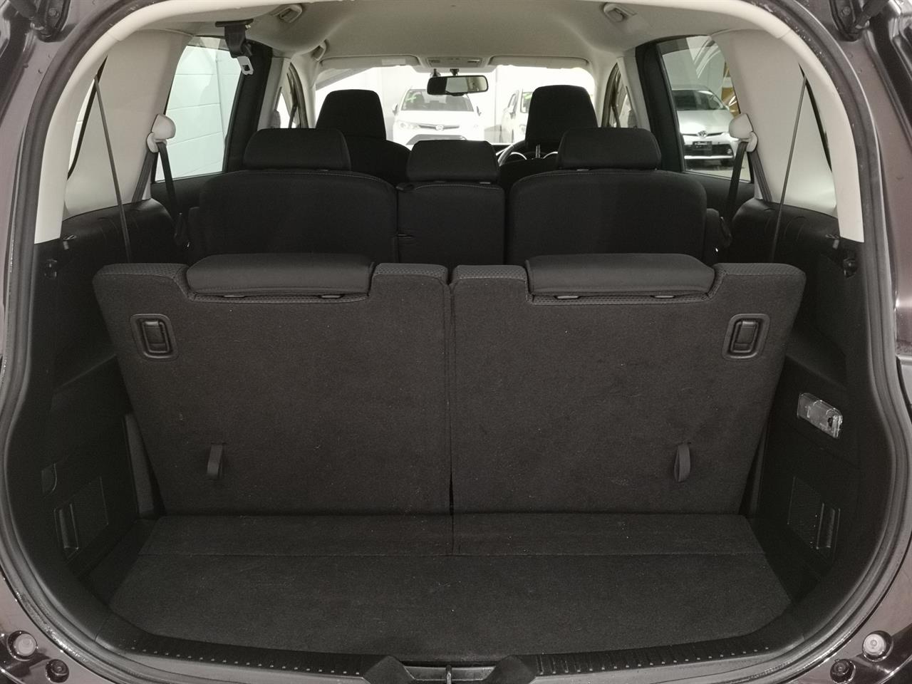 2013 Mazda Premacy