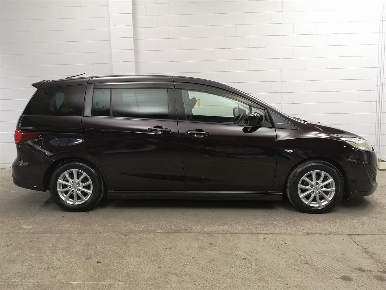 2013 Mazda Premacy