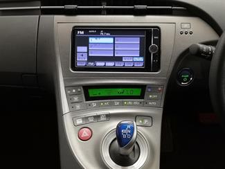 2013 Toyota Prius - Thumbnail