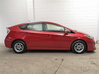 2013 Toyota Prius - Thumbnail