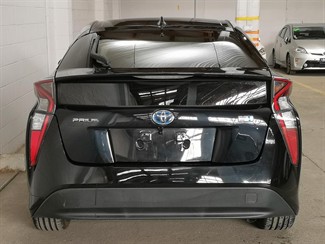 2019 Toyota Prius - Thumbnail