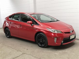 2012 Toyota Prius - Thumbnail