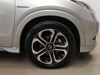 2016 Honda Vezel - Thumbnail