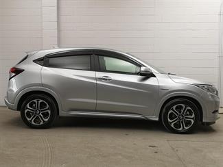2016 Honda Vezel - Thumbnail