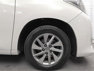 2012 Toyota Alphard - Thumbnail