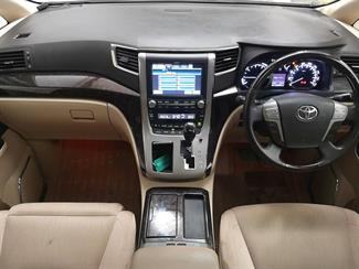 2012 Toyota Alphard - Thumbnail