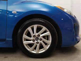 2012 Mazda Axela - Thumbnail