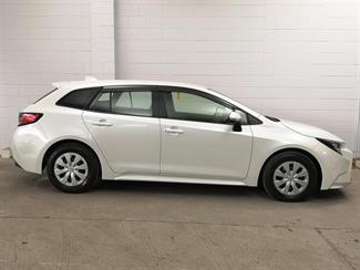 2021 Toyota Corolla - Thumbnail