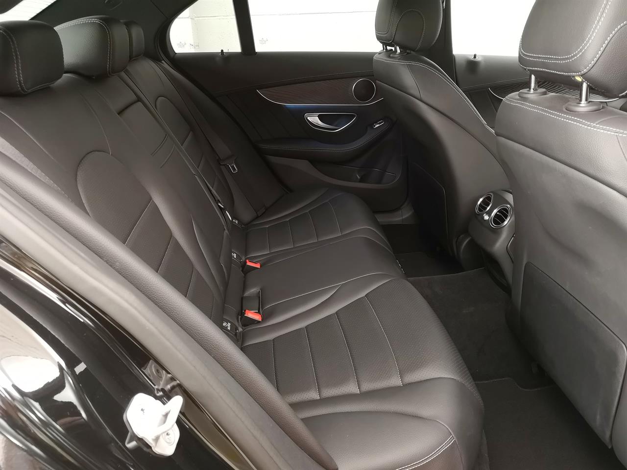 2015 Mercedes-Benz C 200