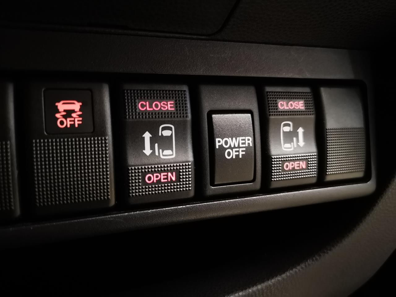 2013 Mazda Biante