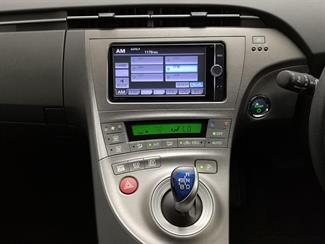 2014 Toyota Prius - Thumbnail