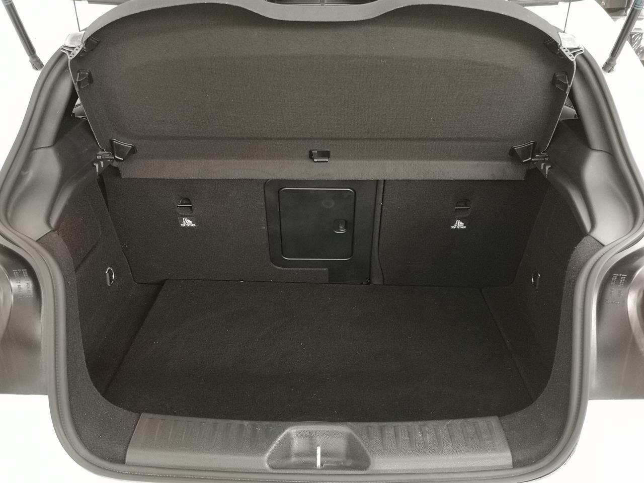 2015 Mercedes-Benz A180