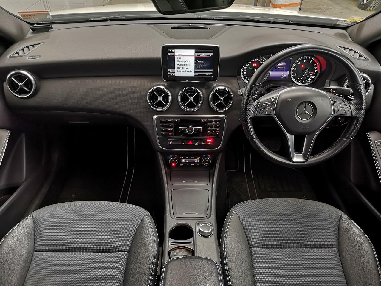 2015 Mercedes-Benz A180