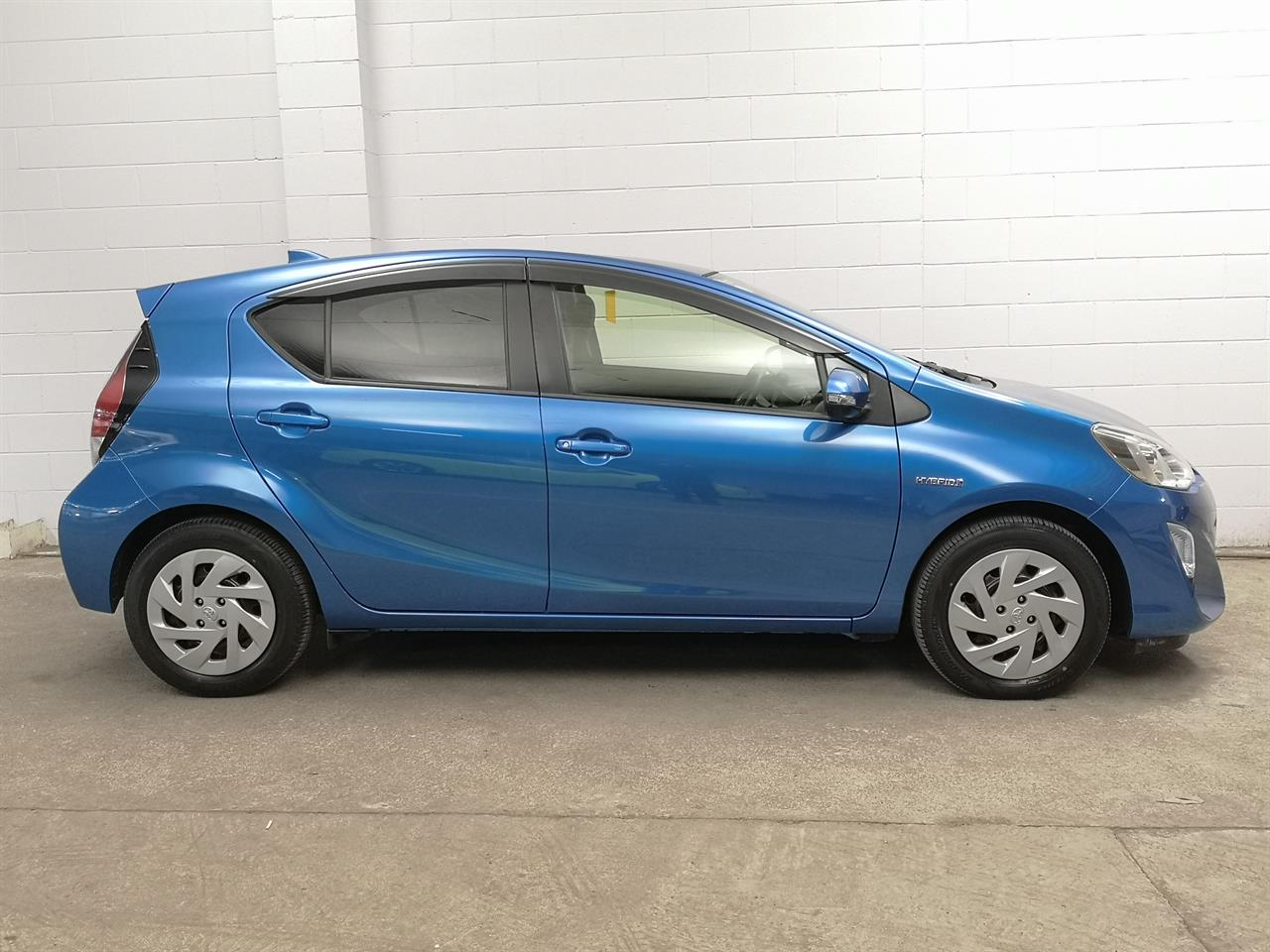 2016 Toyota Aqua