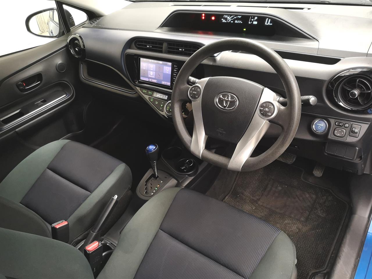 2016 Toyota Aqua