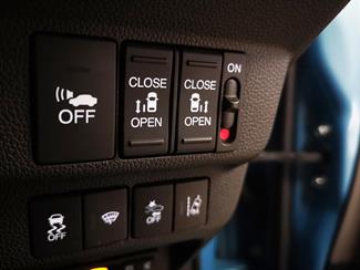 2017 Honda Freed - Thumbnail