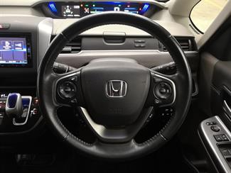 2017 Honda Freed - Thumbnail