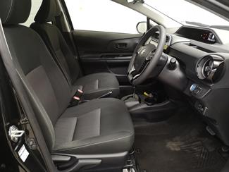 2021 Toyota Aqua - Thumbnail